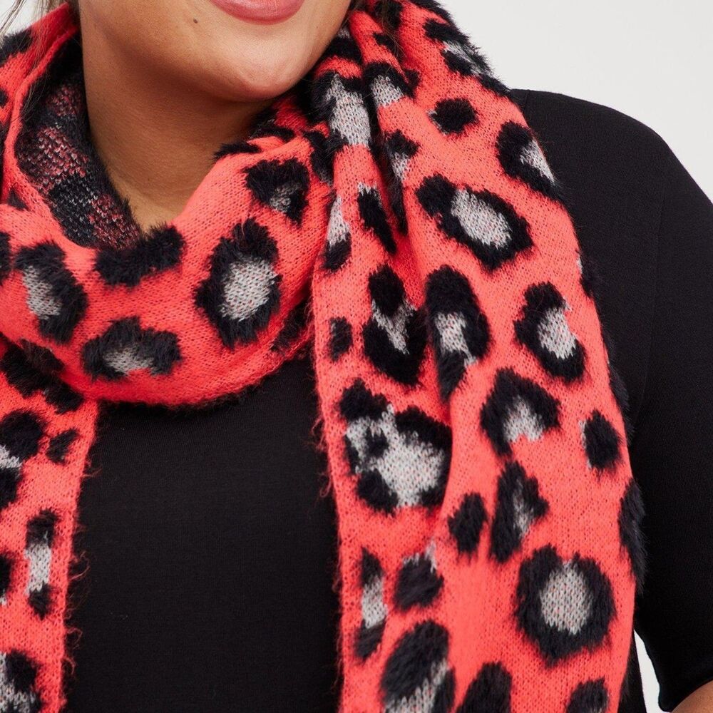 NWT Torrid Leopard Print Pink Magenta Fringe Lined Blanket Scarf 76" x 14"